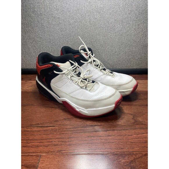 Nike Air Jordan Max Aura 3 White University Red Black Size Men\'s Size 10 #23 main image 4